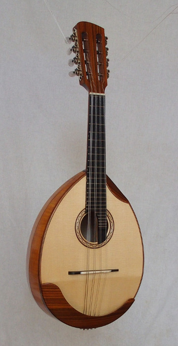 Konzertmandoline cutaway